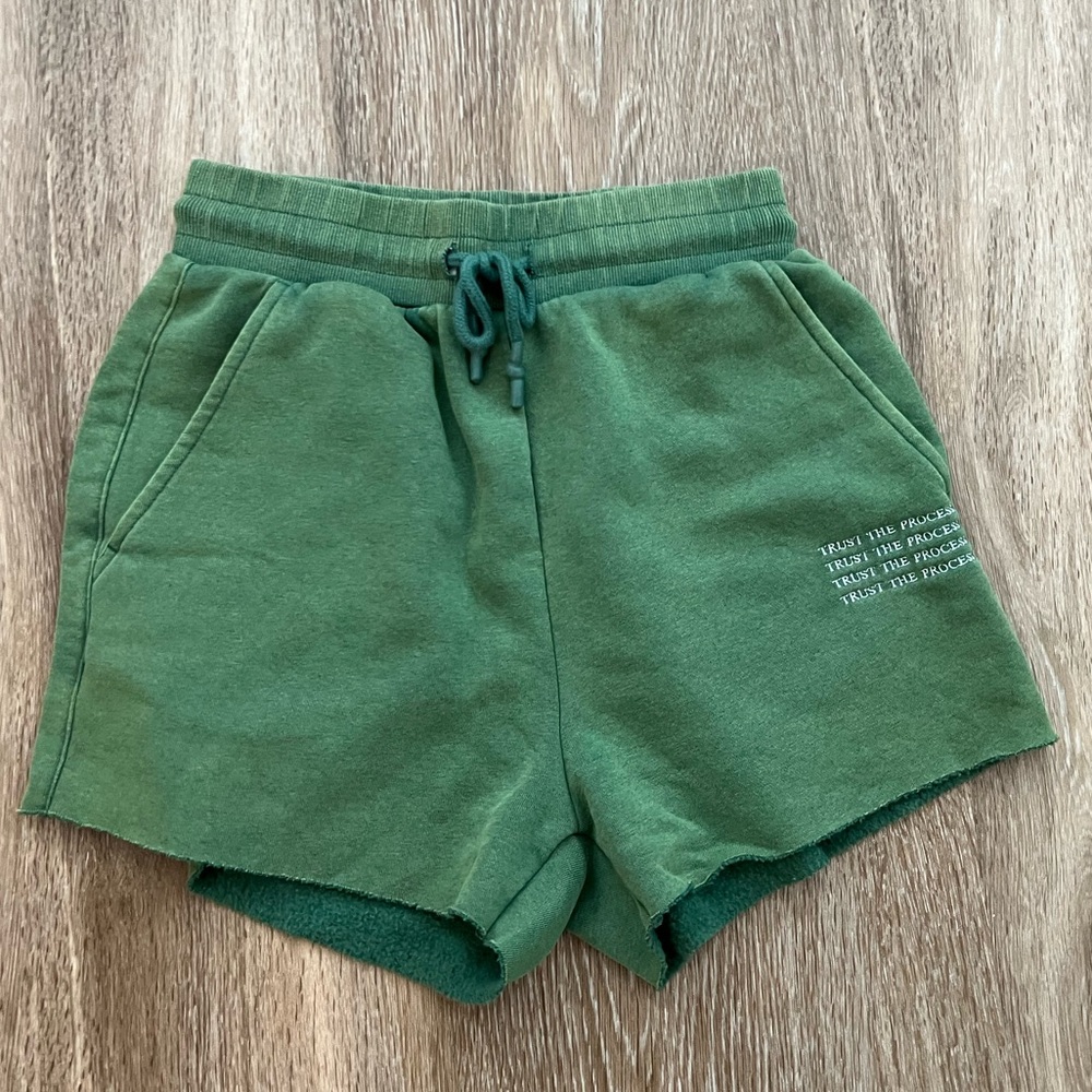 Balance Athletica / Vitality shorts